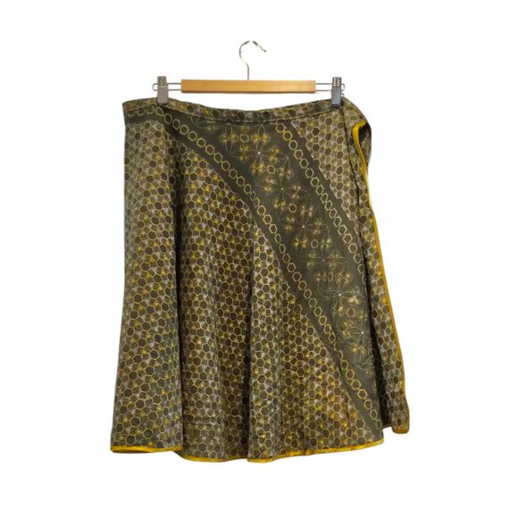 Vintage Cotton Geometric Print Short Wrap Skirt in Olive Green ONE OF A KIND!! - Picture 2 of 16